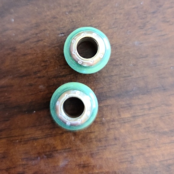 Set of 2 Brighton LOVE Beads Gold & Green Translucent - Picture 2 of 4